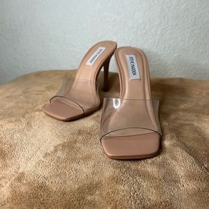 Steve Madden signal clear size 7 NWT